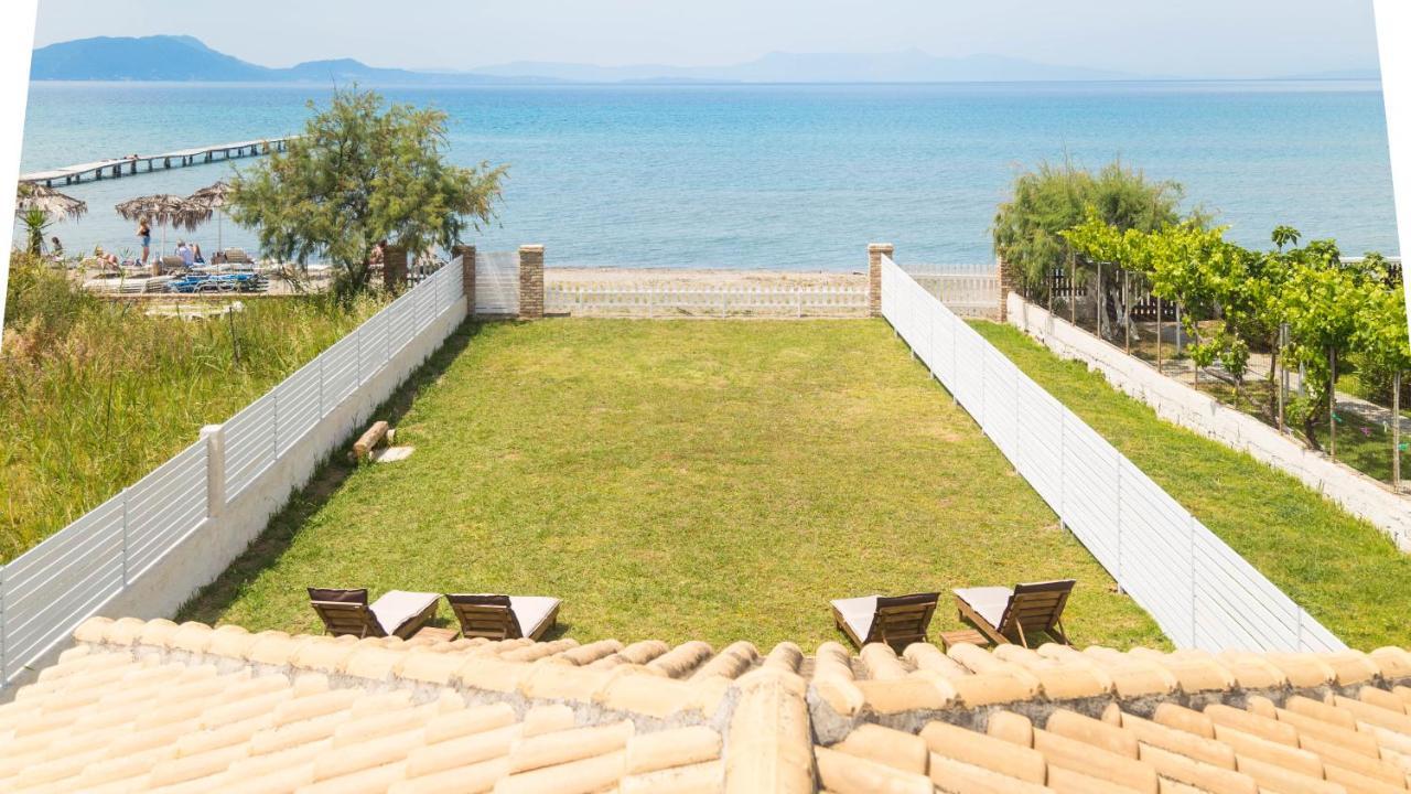 Terracotta Beach House Лефкими Экстерьер фото