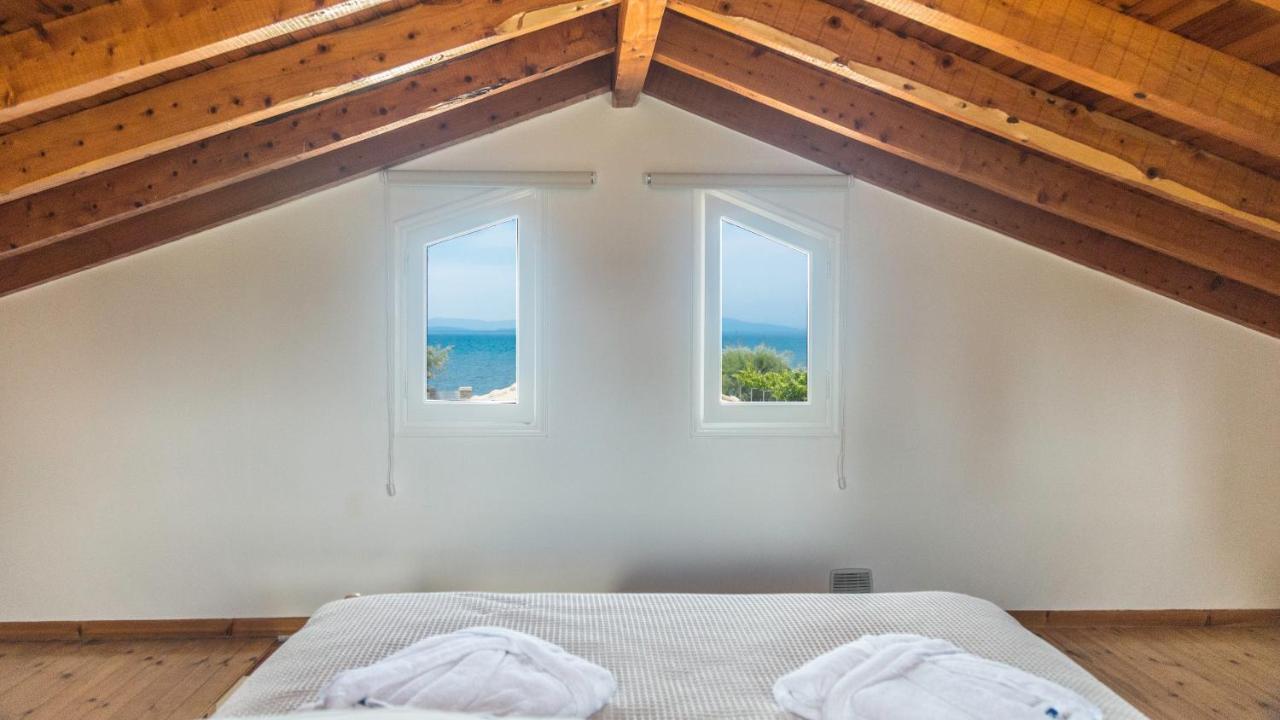 Terracotta Beach House Лефкими Экстерьер фото